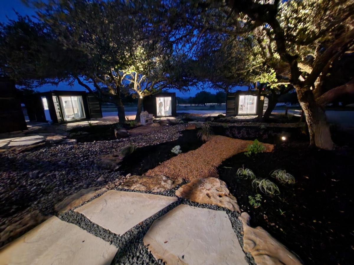 The Container Retreat @ 290 Wine Trail #1 Escape To Hye, Tx Villa Ngoại thất bức ảnh